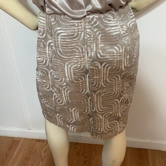 Jessica Howard Evenings tan Sleeveless Faux Gemstone Dress - Picture 7 of 13